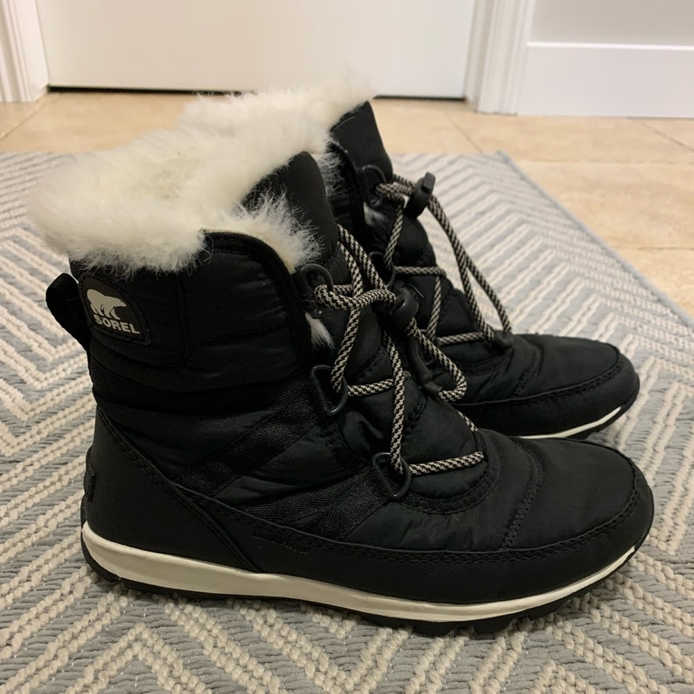 Sorel Whitney Short Lace Boots